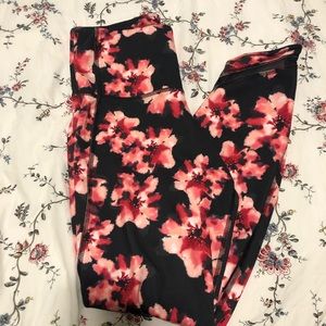 Old Navy active floral leggings